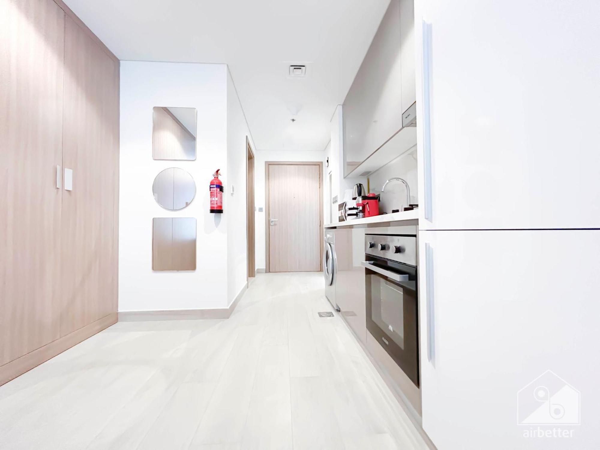 Charming Studio With Balcony In Azizi Riviera Dubai Exterior photo